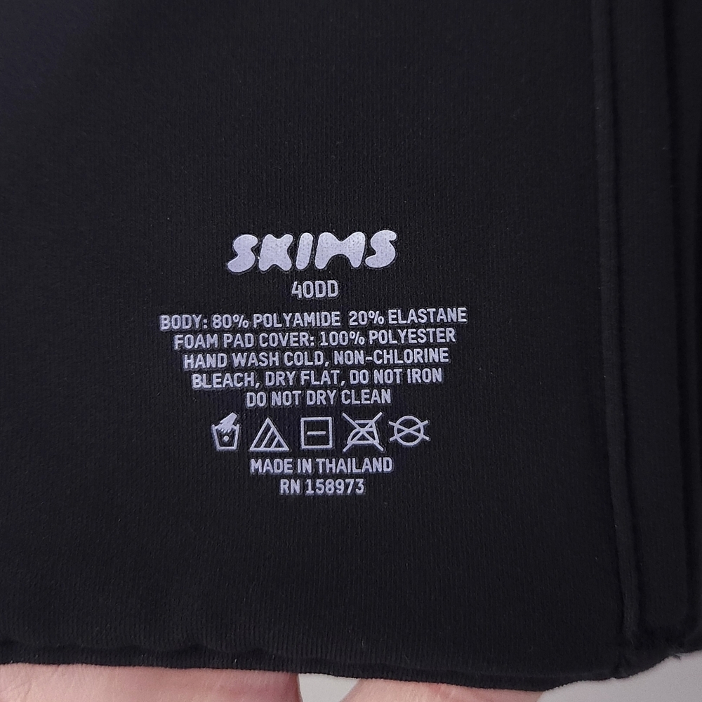 SKIMS Fits Everybody Strapless Bra 40DD Onyx Black Multiway Straps - Picture 5 of 5